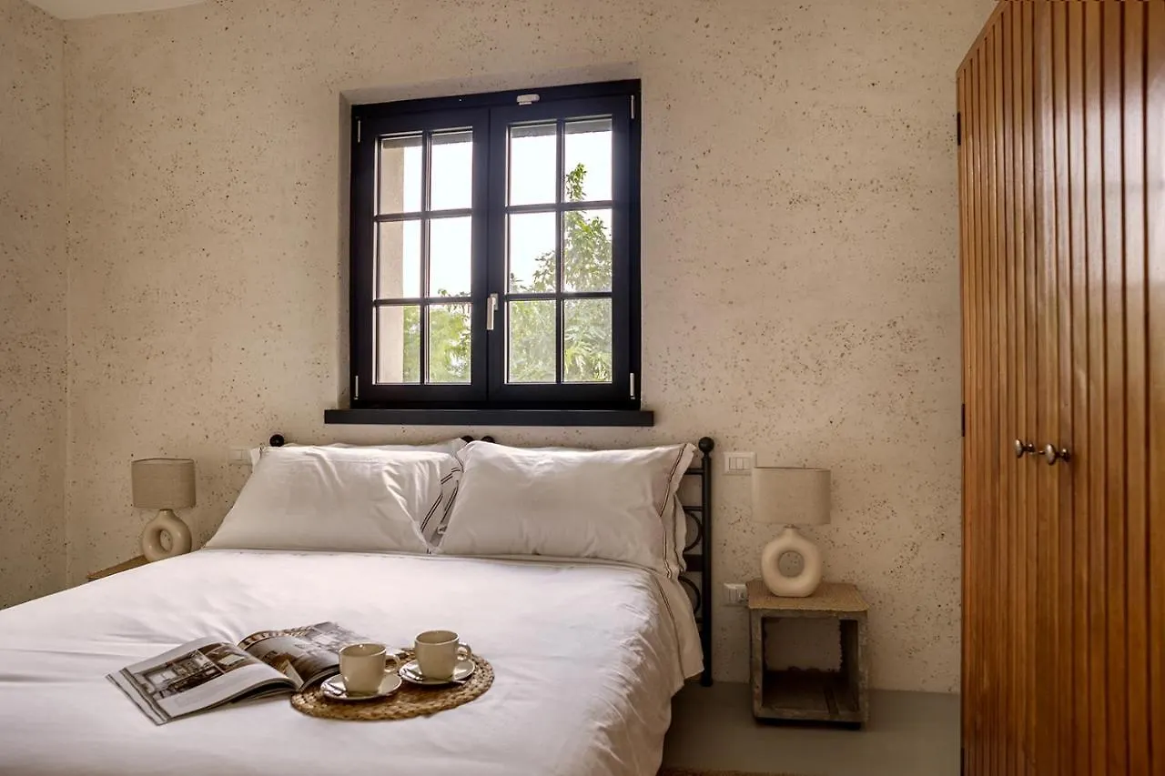 Apartment Il Podere Bianco Farmhouse Pescia Romana Italy